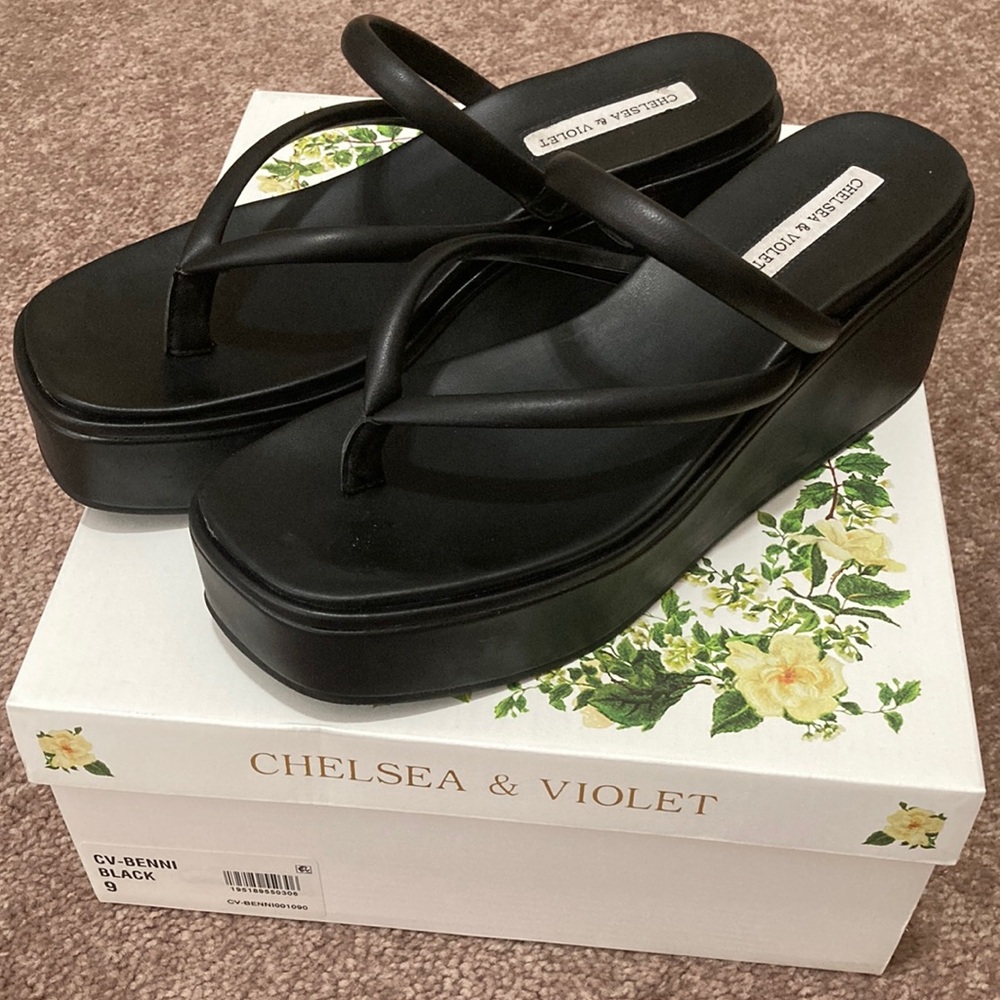 Chelsea & Violet strappy sandals
